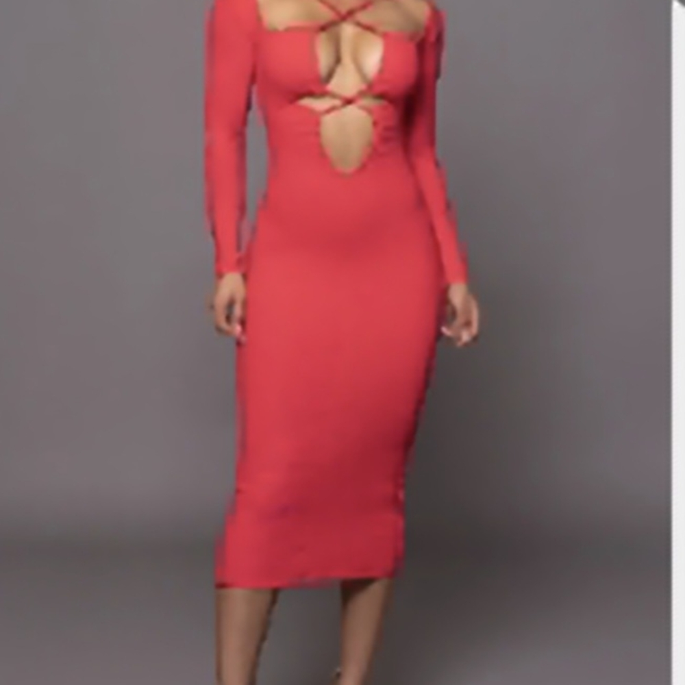 Jluxlable Red Longsleeve Midi Dress